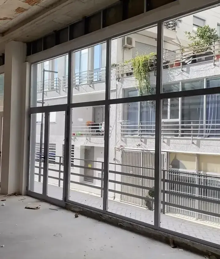 Tempered Glass - Projekt alumini në Tirane nga Hata Alumin, Tiranë